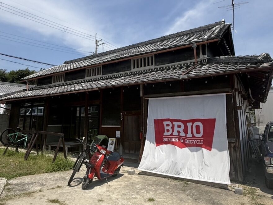 BRIO Burger & Bicycleの外観